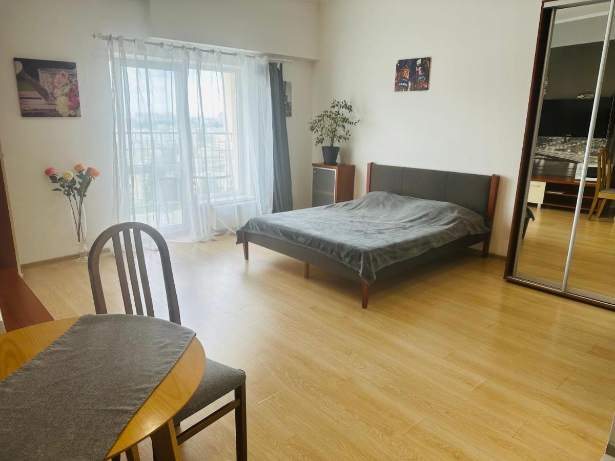 Apartments On Marshala Govorova Одеса Екстериор снимка