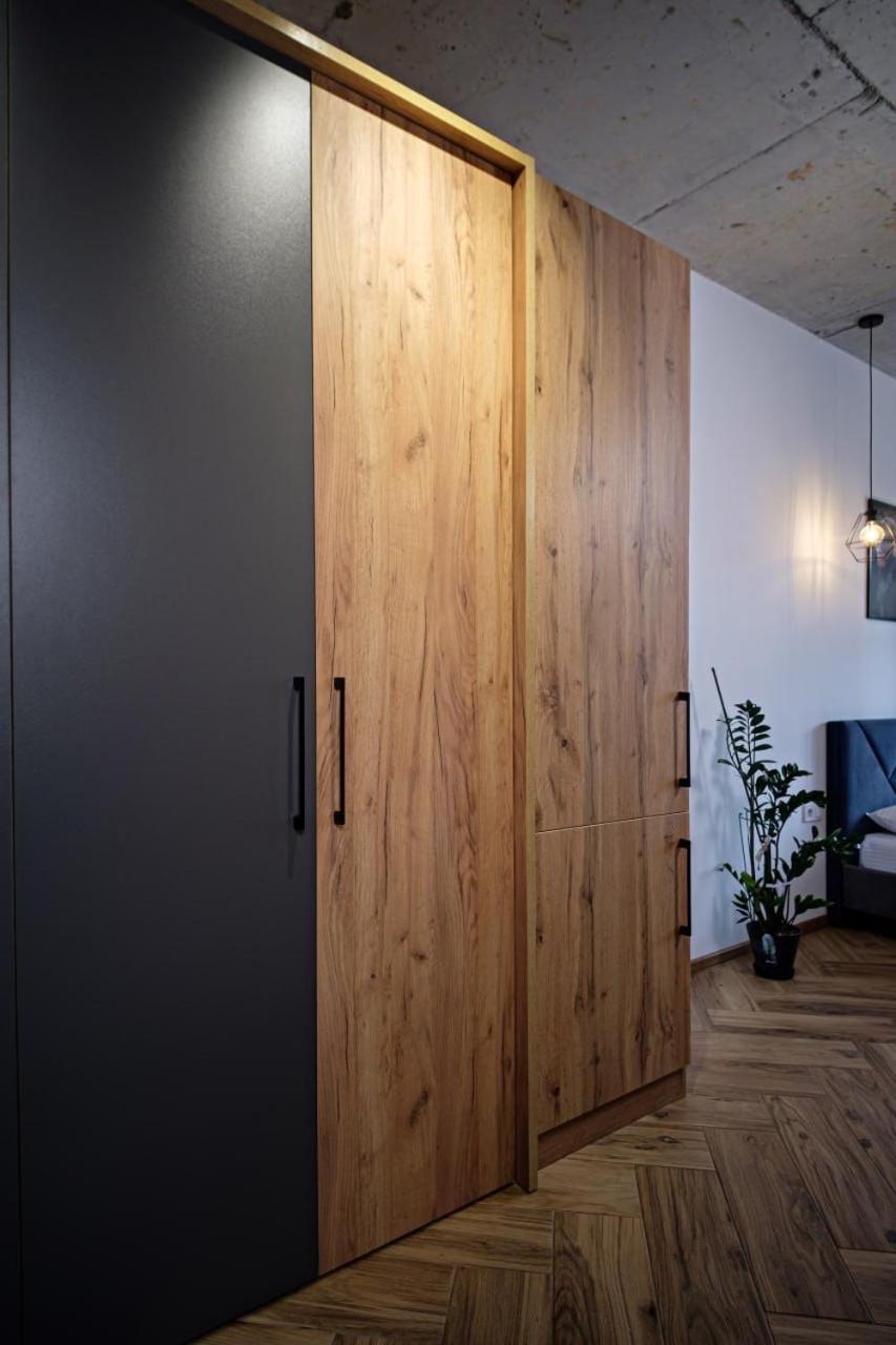 Apartments On Marshala Govorova Одеса Екстериор снимка