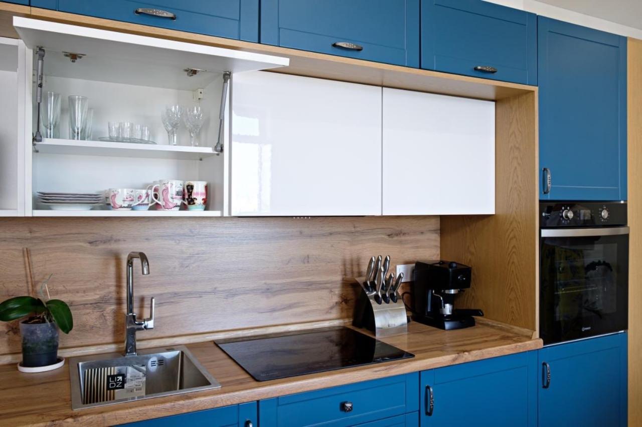 Apartments On Marshala Govorova Одеса Екстериор снимка