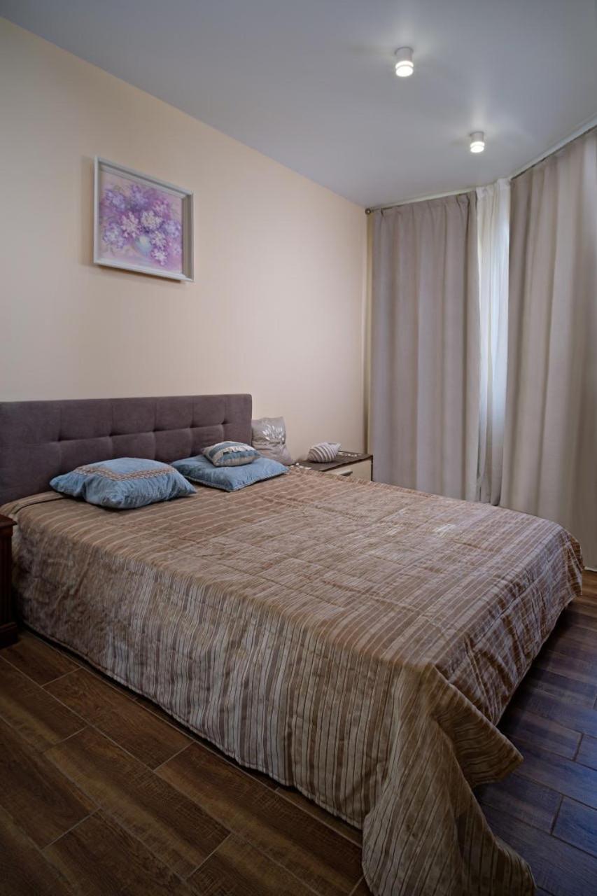 Apartments On Marshala Govorova Одеса Екстериор снимка